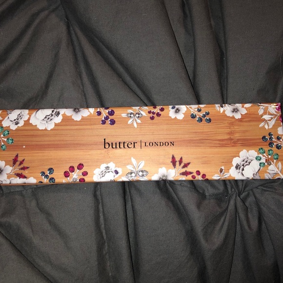 SOLD butter London Palette - Picture 2 of 4